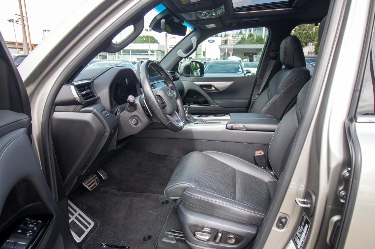 2023 Lexus LX LX 600 Photo5