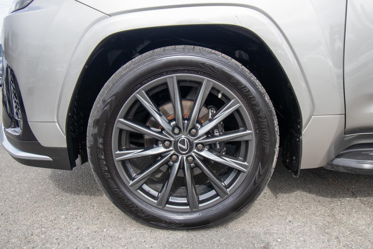 2023 Lexus LX LX 600 Photo5