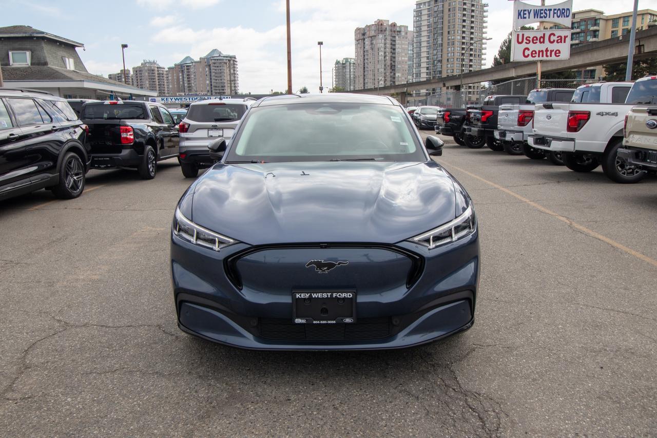 2021 Ford Mustang Mach-E Premium AWD Photo5