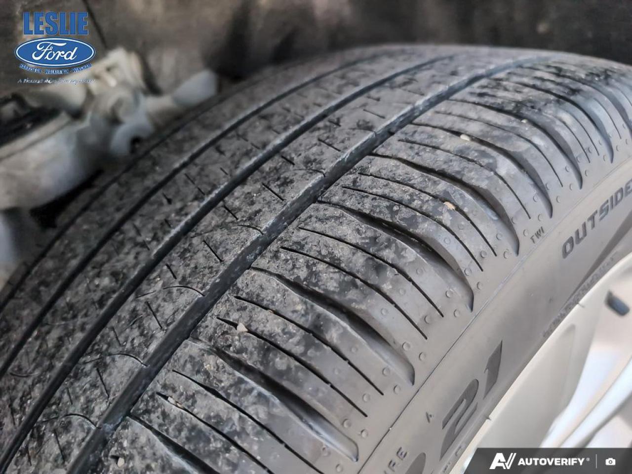 2022 Ford Explorer Platinum 4WD Photo