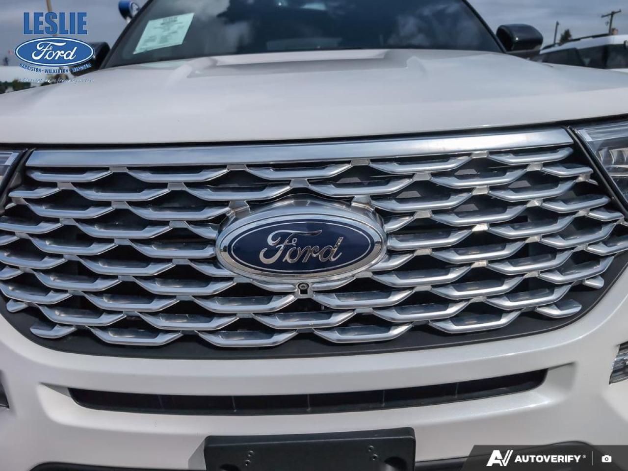 2022 Ford Explorer Platinum 4WD Photo