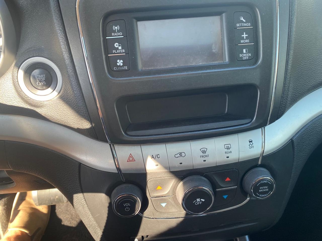 2014 Dodge Journey SXT - Photo #21