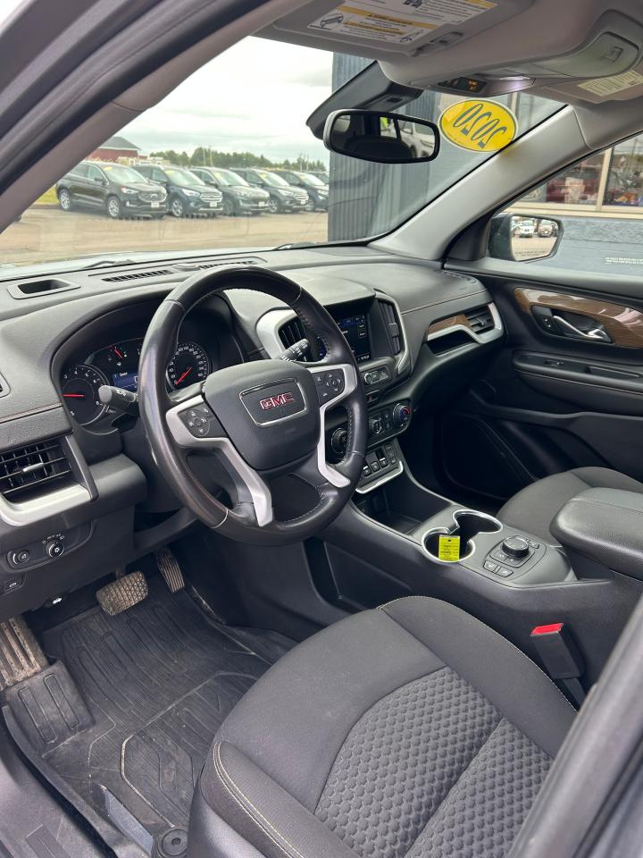 2020 GMC Terrain SLE - Photo #7