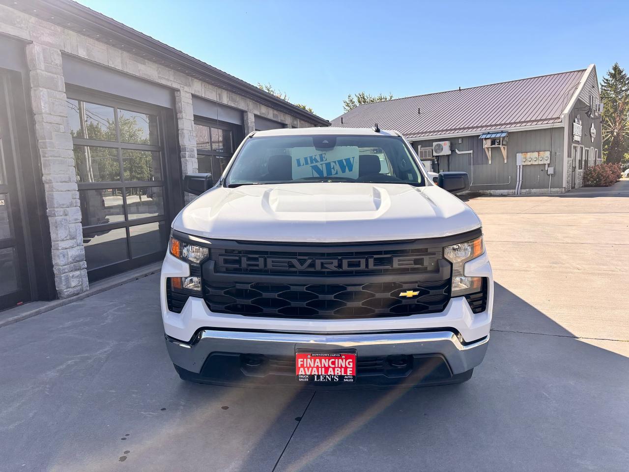 2024 Chevrolet Silverado 1500 LIKE NEW, FULLY FINANCEABLE, WARRANTY AVAILABLE!