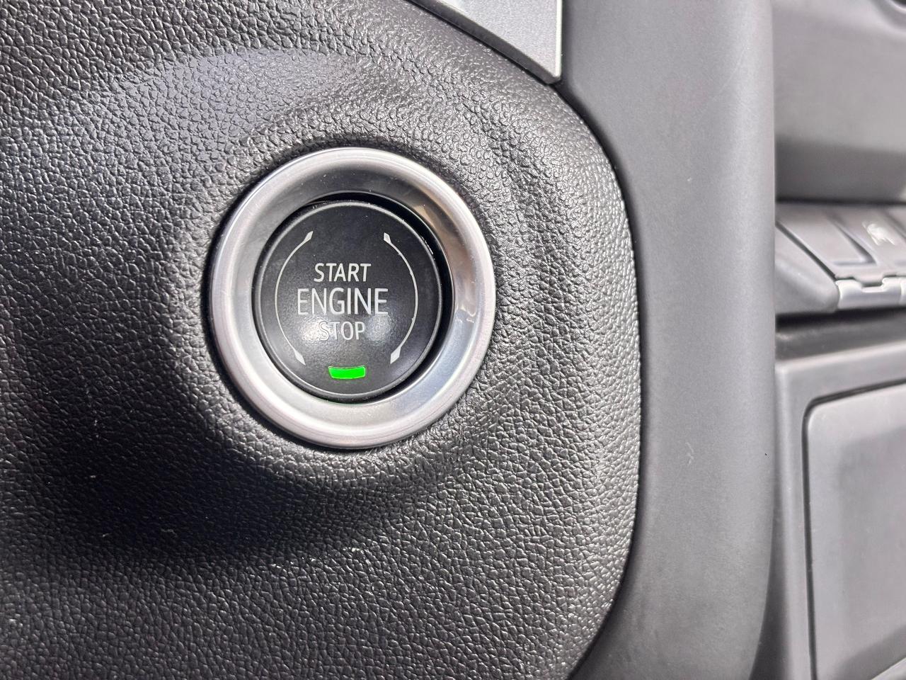 2024 Chevrolet Silverado 1500 LIKE NEW, FULLY FINANCEABLE, WARRANTY AVAILABLE!