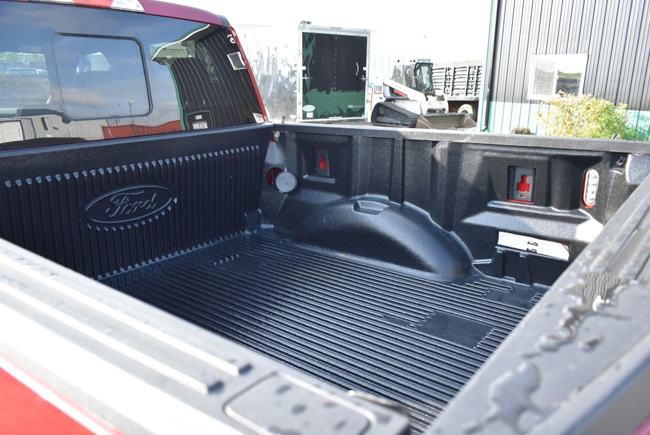 2018 Ford F-150 XLT - 5.0L - SPORT PKG - Photo #14