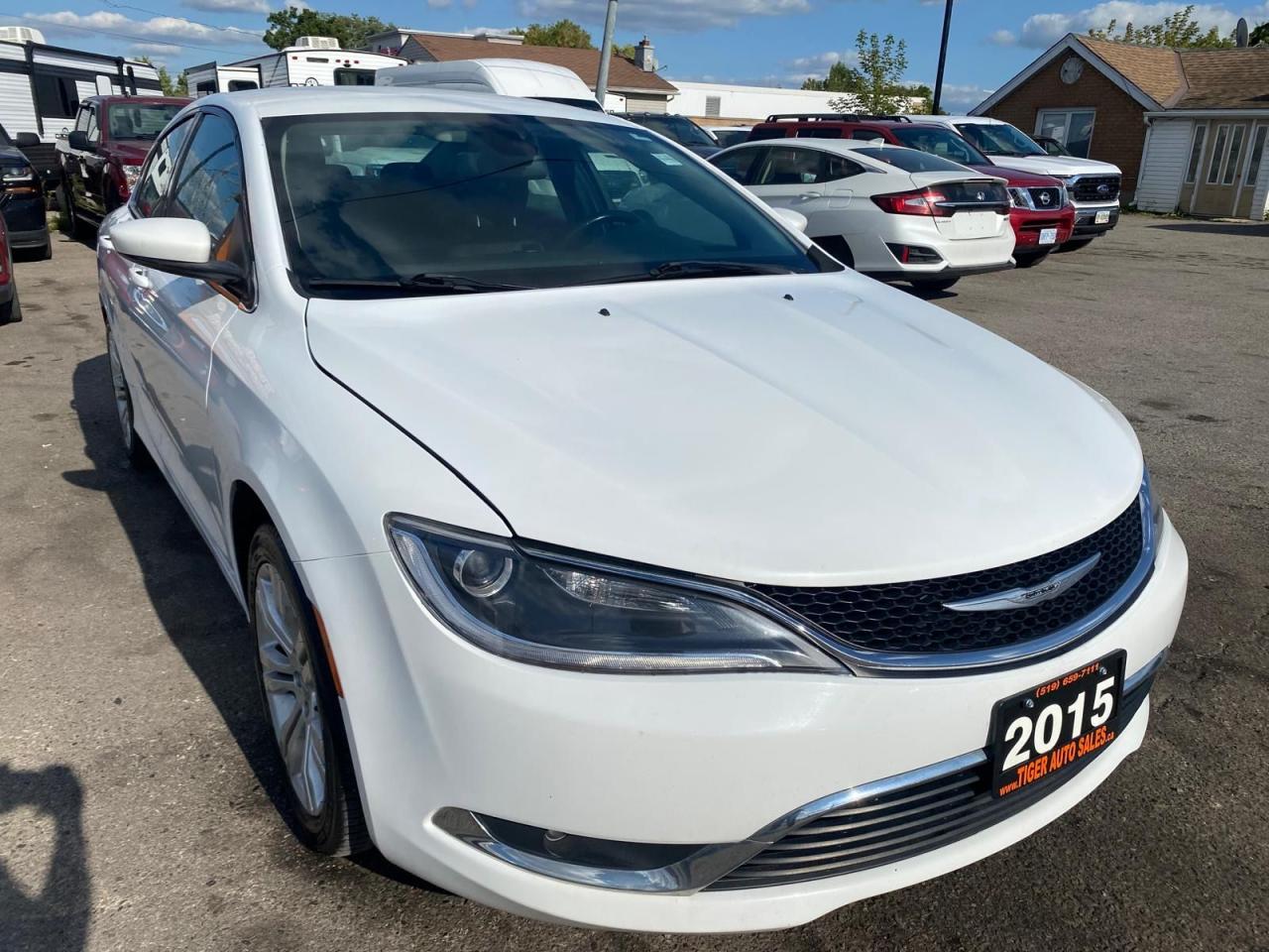 2015 Chrysler 200 Limited - Photo #7