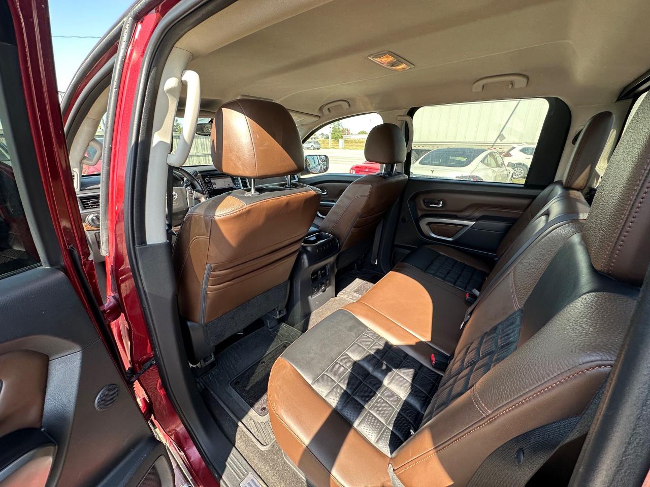 2018 Nissan Titan Platinum - Photo #13