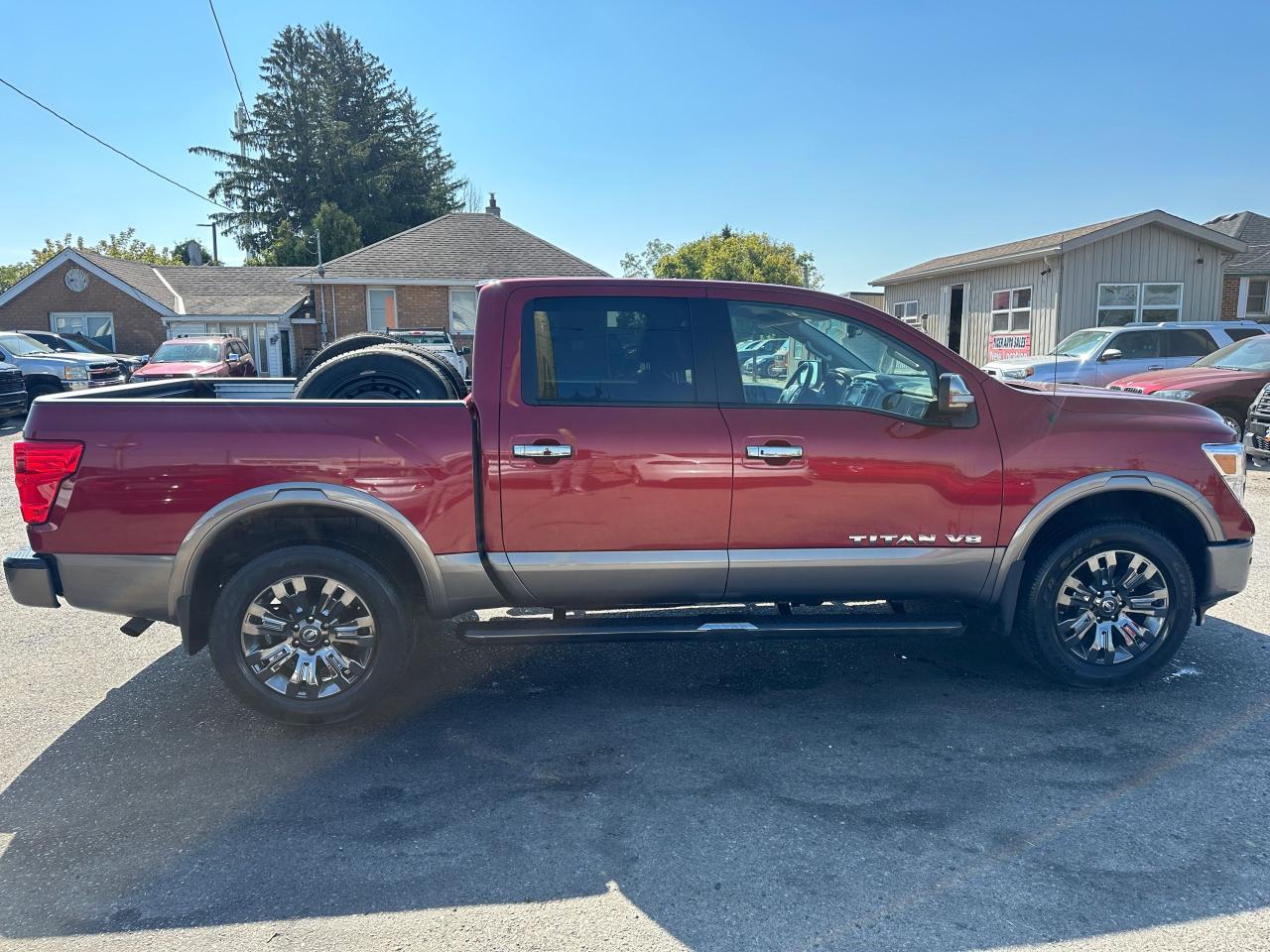2018 Nissan Titan Platinum - Photo #6