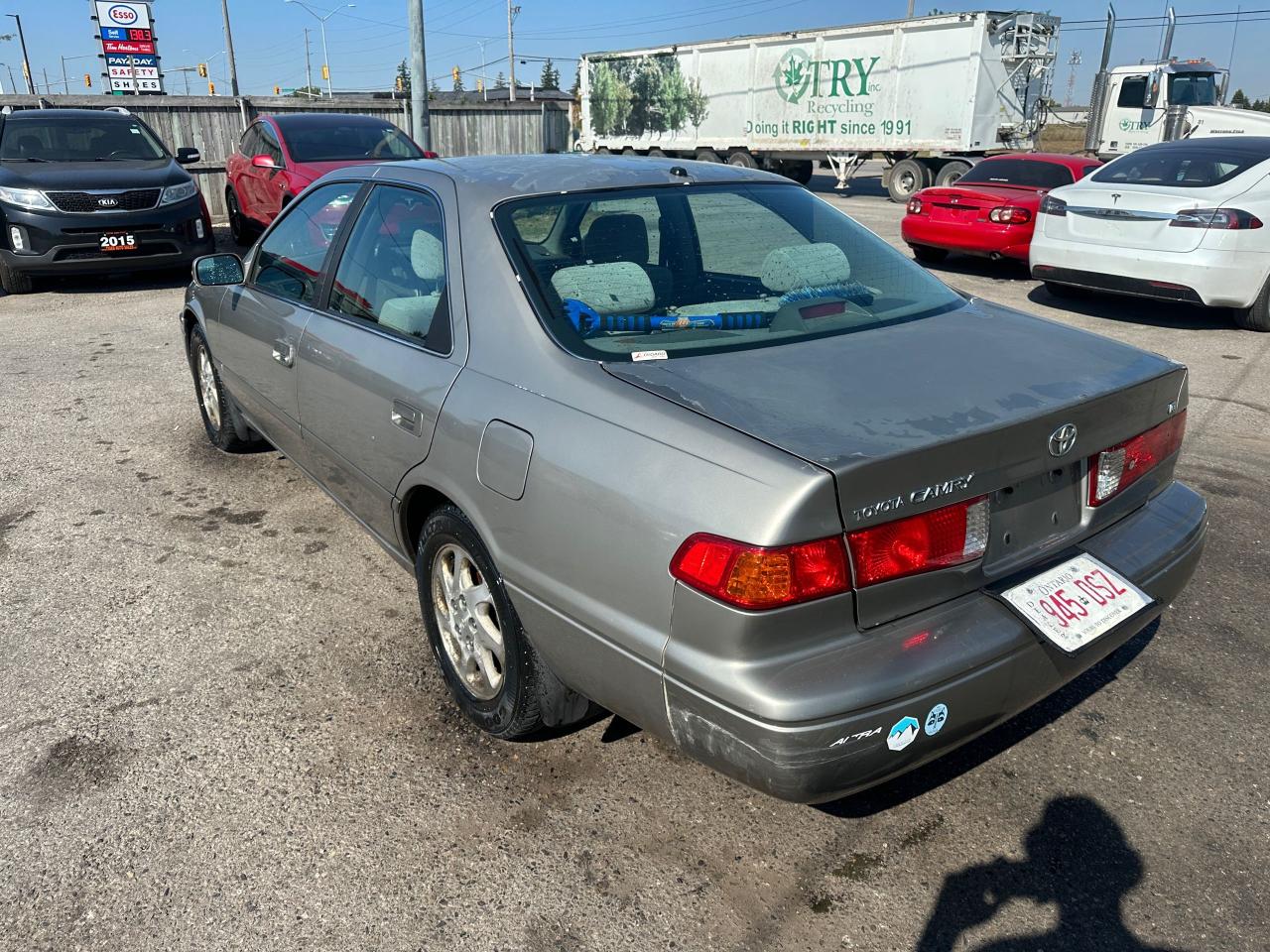 2000 Toyota Camry CE - Photo #3