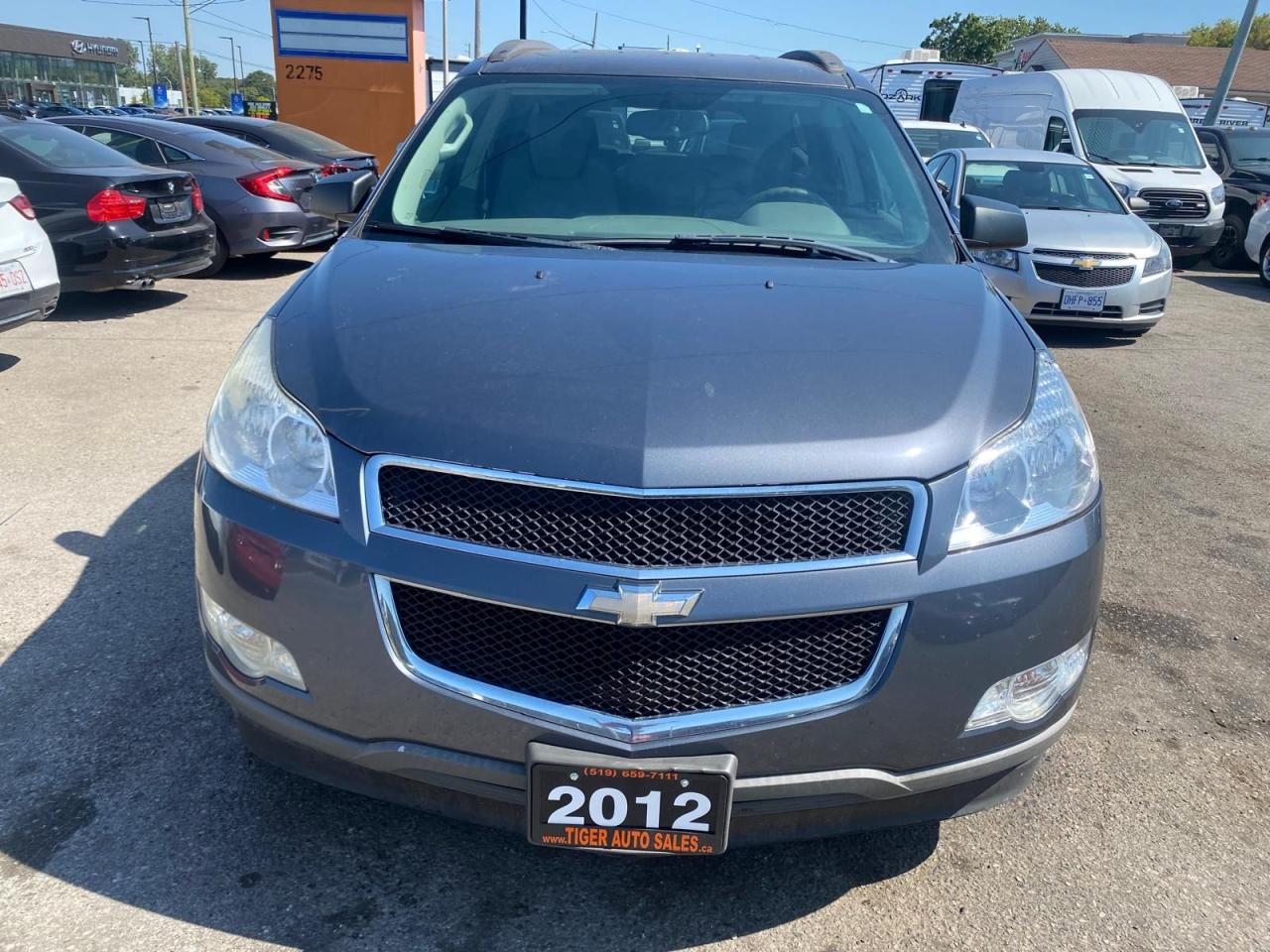 2012 Chevrolet Traverse LS, RUNS AND DRIVES, OIL PRESSURE WARNING - Photo #8
