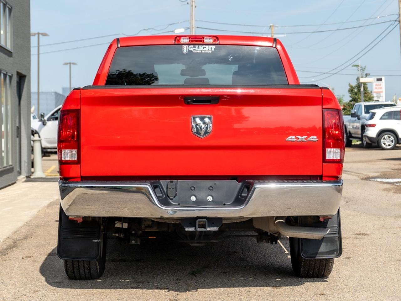 2023 RAM 1500 Classic TRADESMAN 4X4 CREW CAB 5'7" BOX Photo6