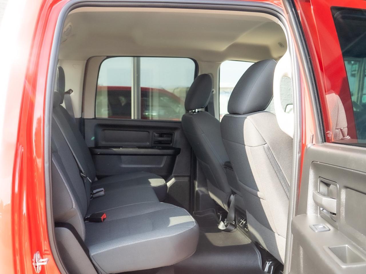 2023 RAM 1500 Classic TRADESMAN 4X4 CREW CAB 5'7" BOX Photo20