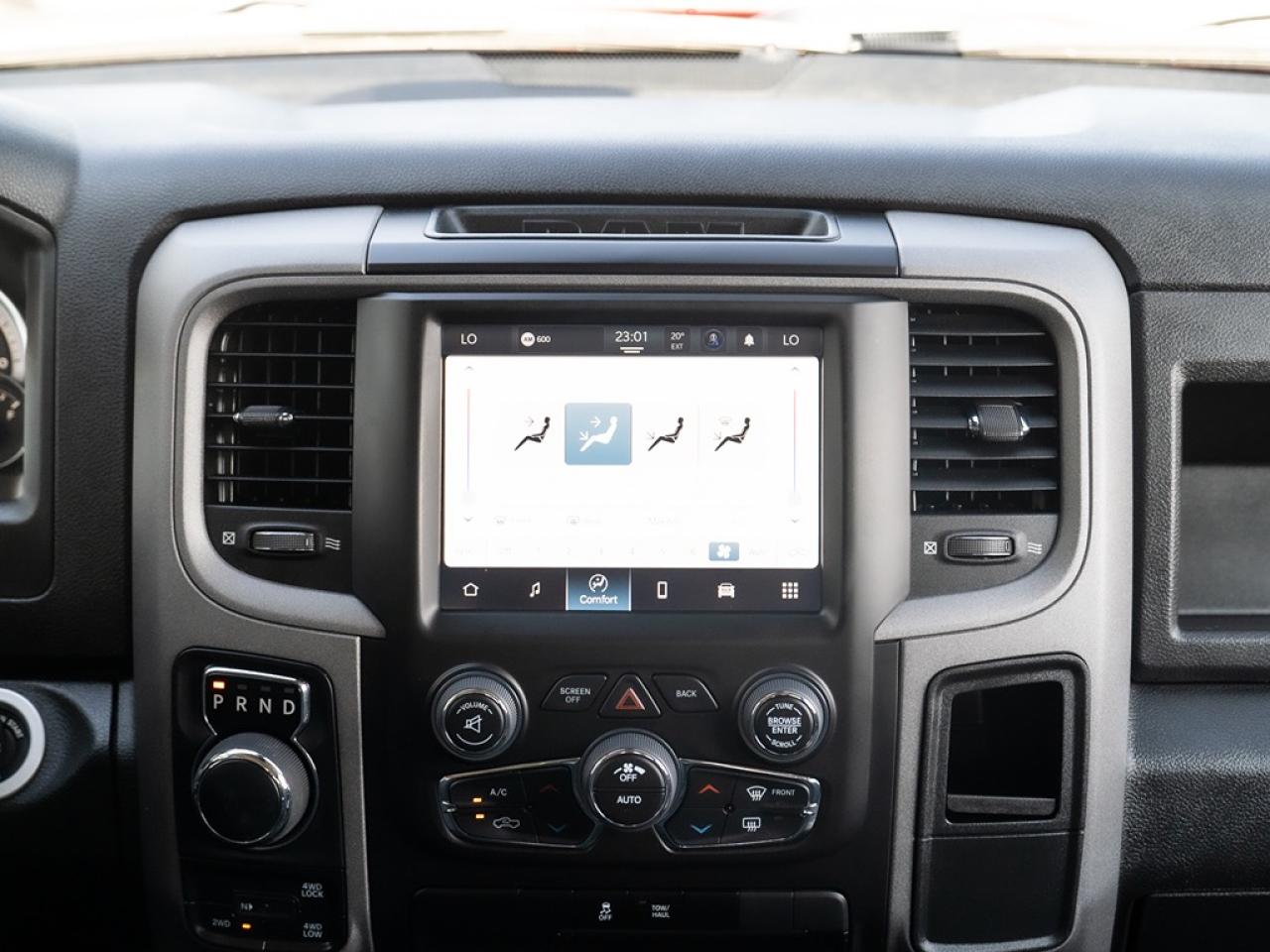 2023 RAM 1500 Classic TRADESMAN 4X4 CREW CAB 5'7" BOX Photo8