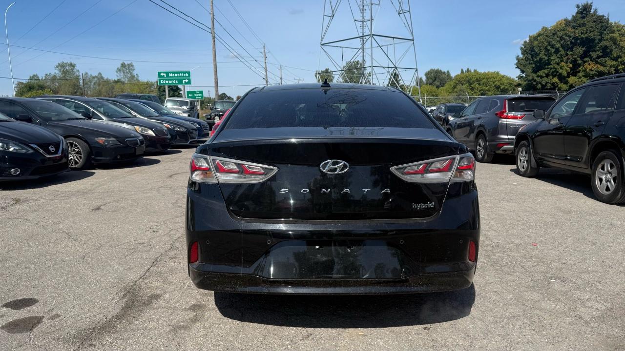 2018 Hyundai Sonata Hybrid Limited Photo3