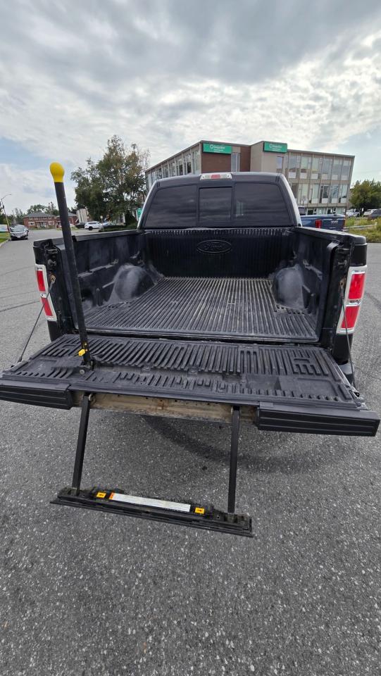 2010 Ford F-150 Lariat SuperCrew 5.5-ft. Bed 4WD - Photo #13