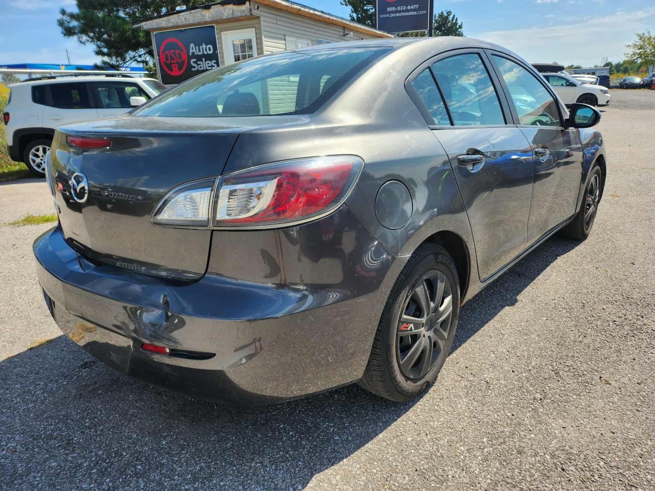2013 Mazda MAZDA3 4DR SDN AUTO - Photo #5