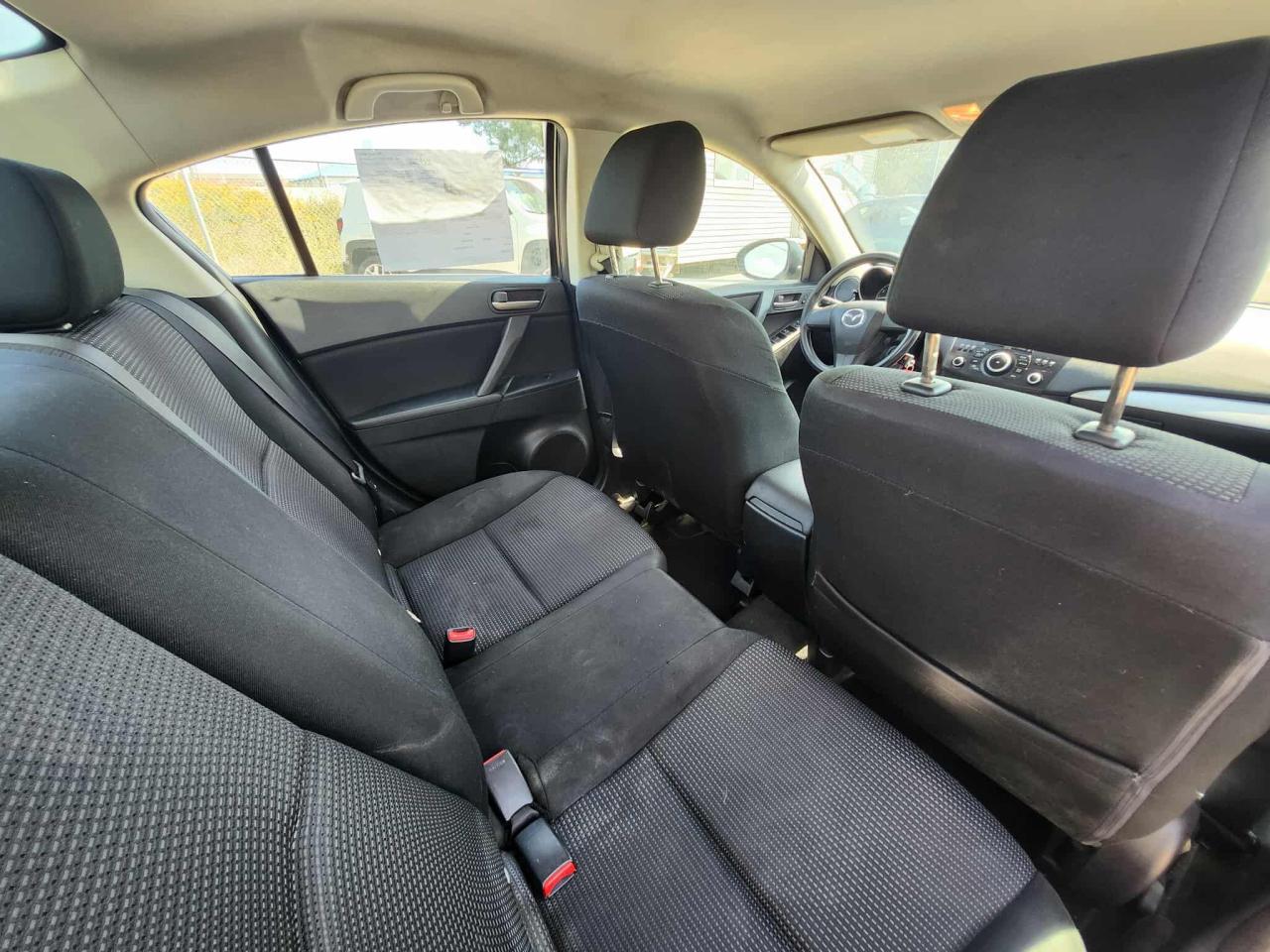 2013 Mazda MAZDA3 4DR SDN AUTO - Photo #10