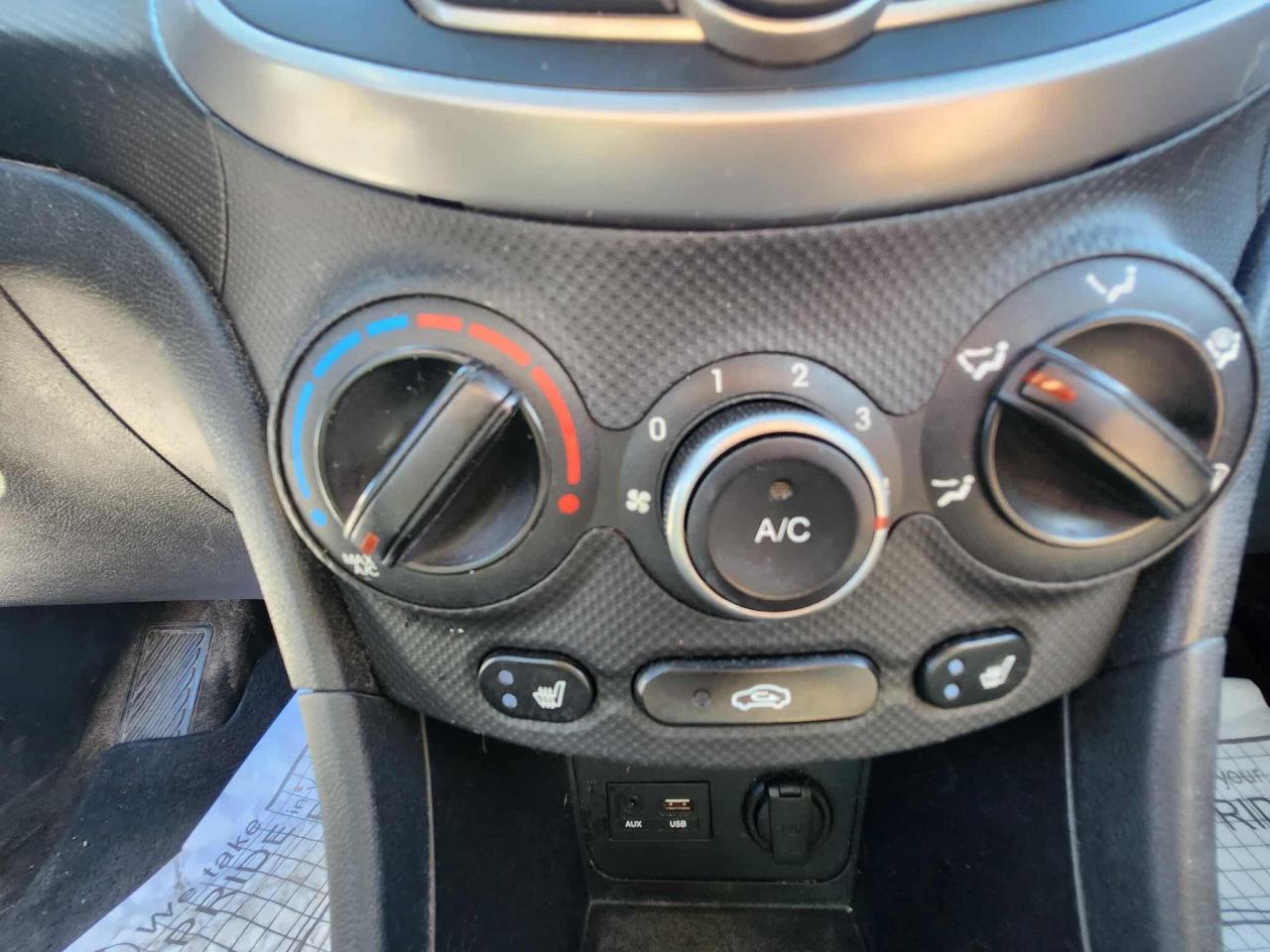 2016 Hyundai Accent 5DR HB AUTO GL - Photo #11