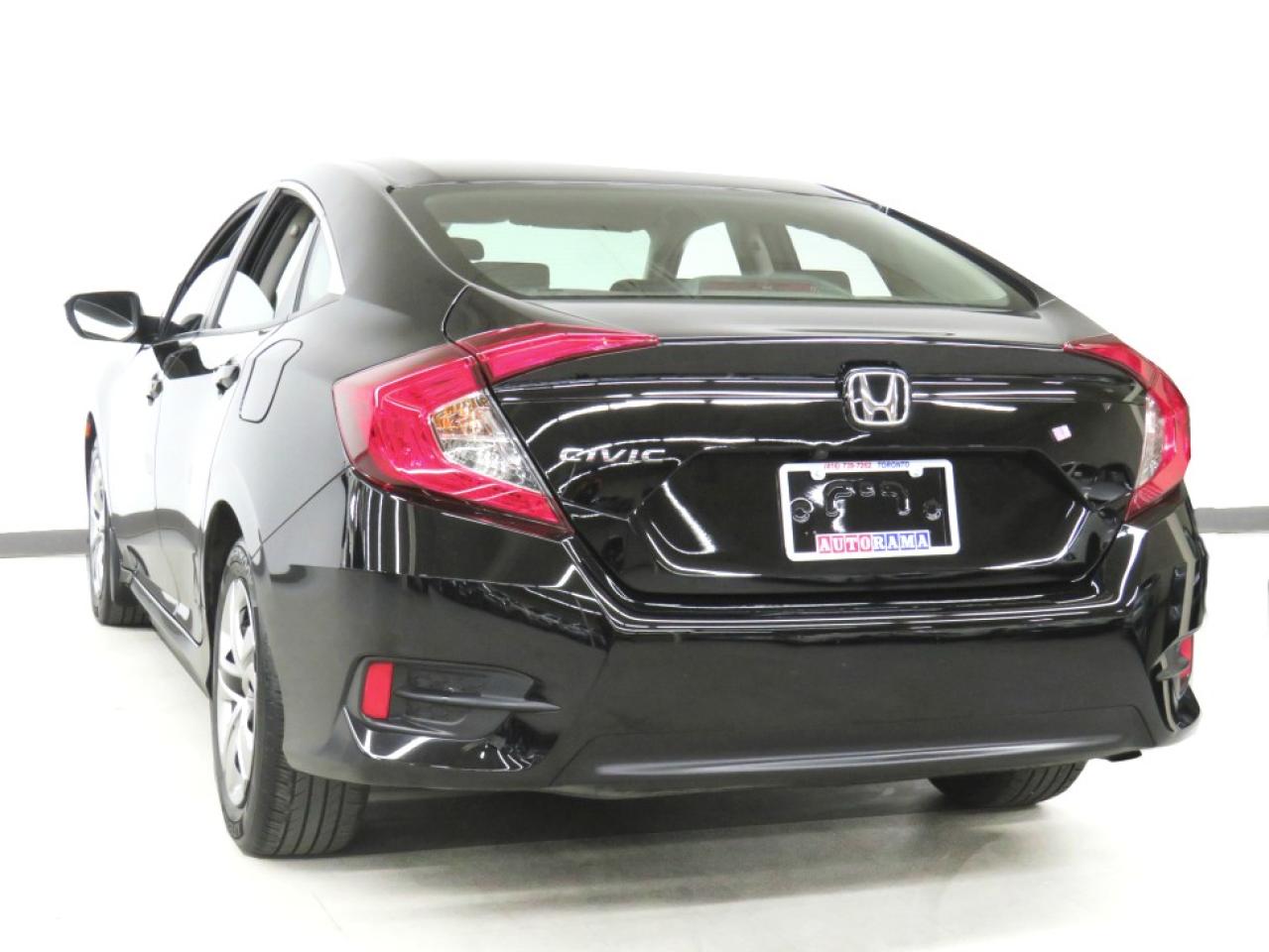 2017 Honda Civic LX | 6-Spd | HondaSensing | Heated Seats | CarPlay