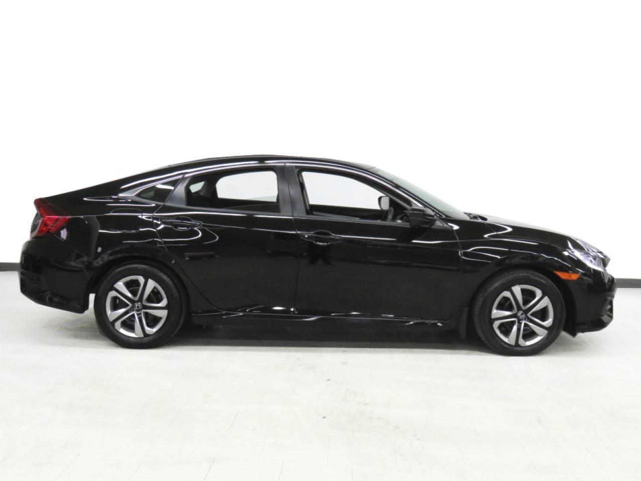 2017 Honda Civic LX | 6-Spd | HondaSensing | Heated Seats | CarPlay