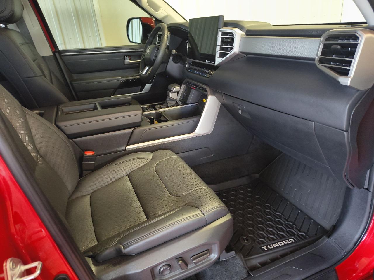 2023 Toyota Tundra LIMITED HYBRID Photo0