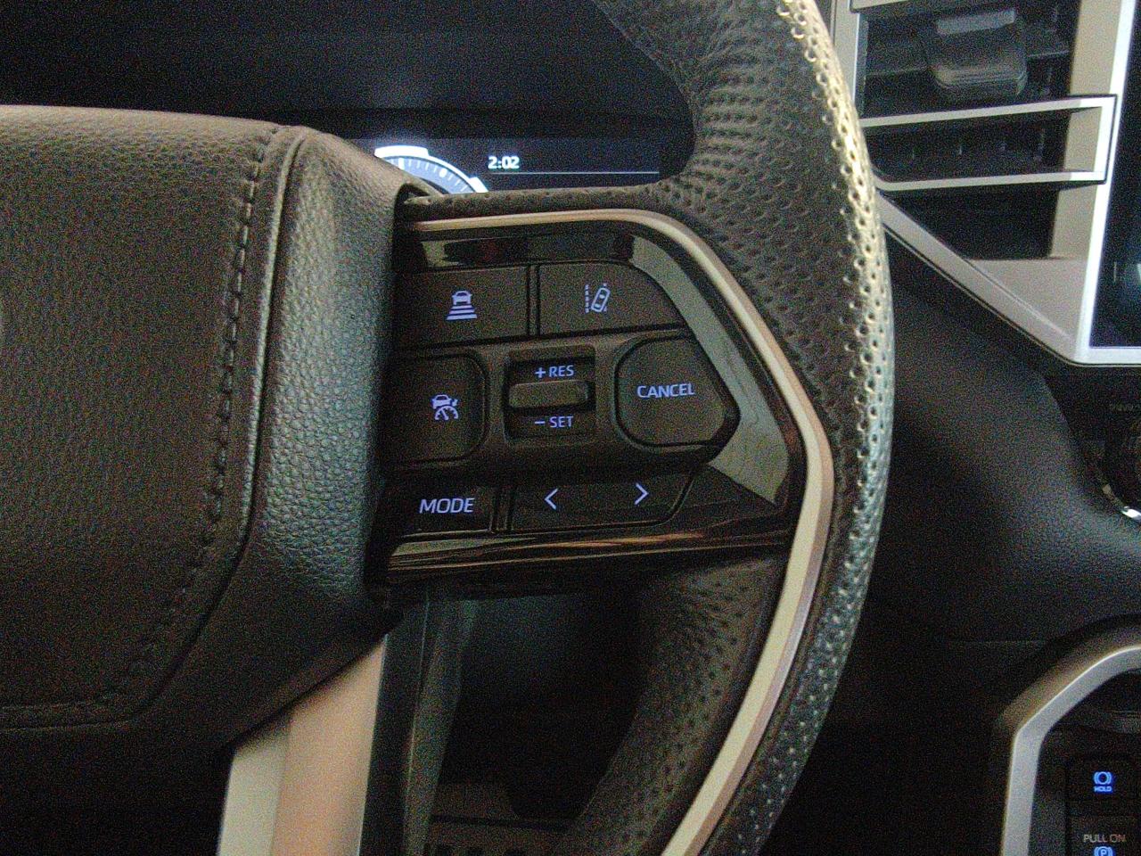 2023 Toyota Tundra LIMITED HYBRID Photo0