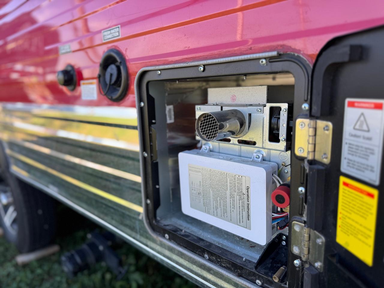 2019 Heartland Trail Runner Terry Classic V22 24' Retro Style Travel Trailer - Photo #11