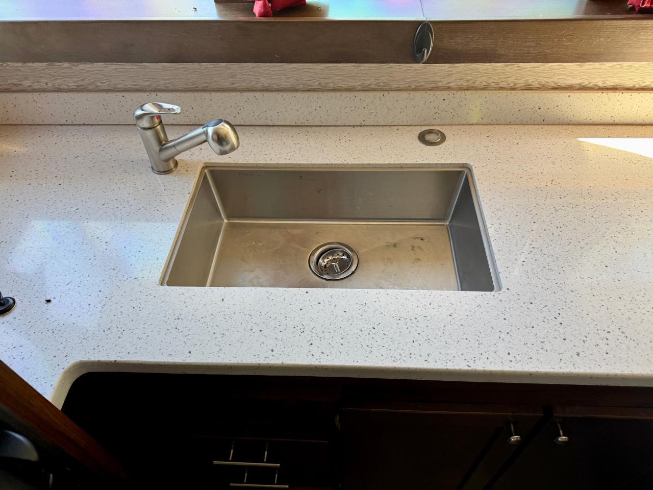 2019 Heartland Trail Runner Terry Classic V22 24' Retro Style Travel Trailer - Photo #30