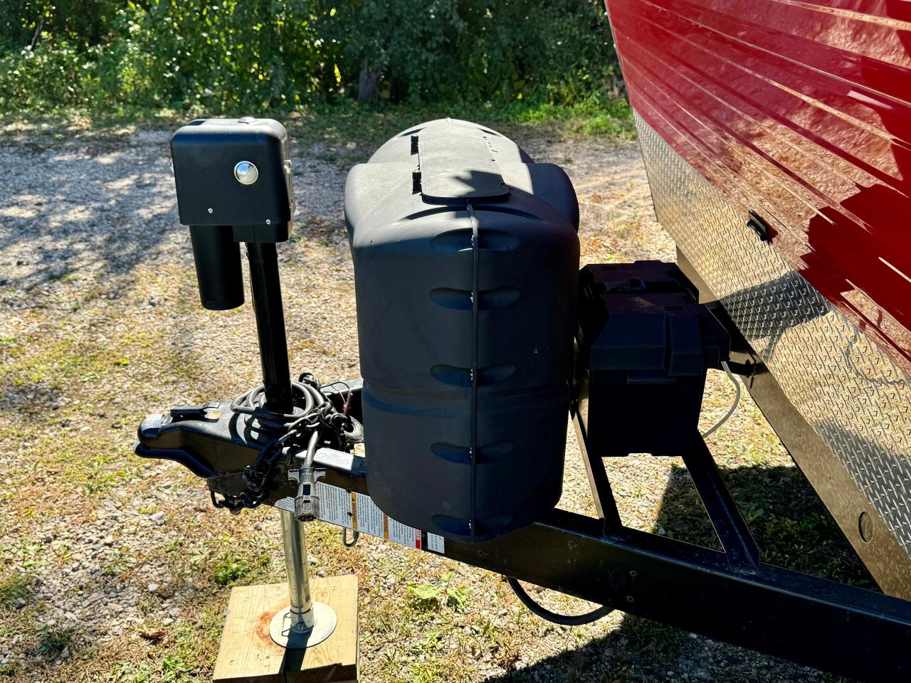2019 Heartland Trail Runner Terry Classic V22 24' Retro Style Travel Trailer - Photo #7