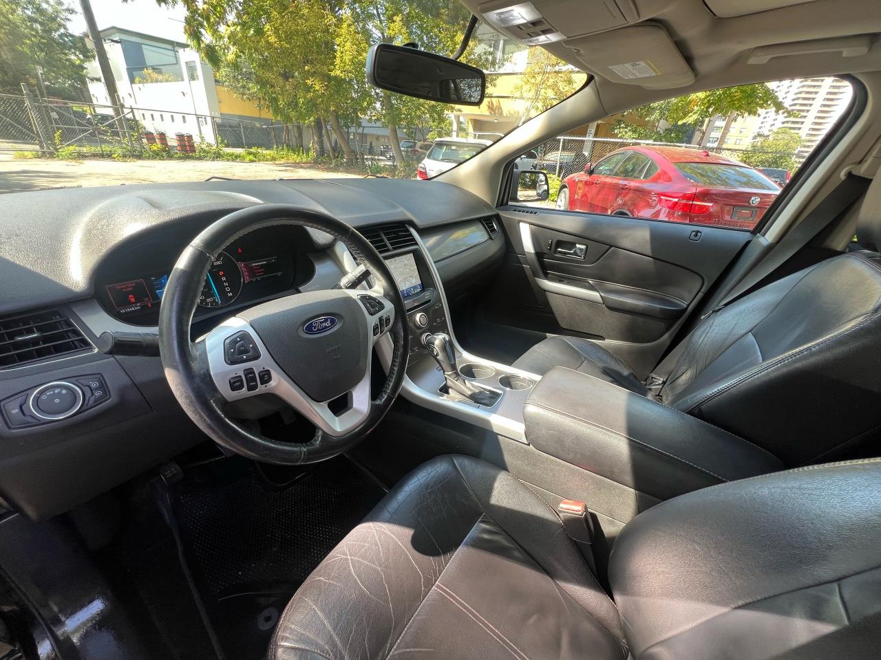 2011 Ford Edge SEL - Photo #10