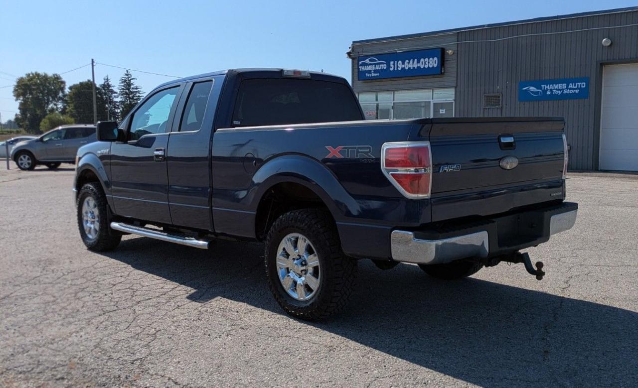 2011 Ford F-150 XLT - Photo #3