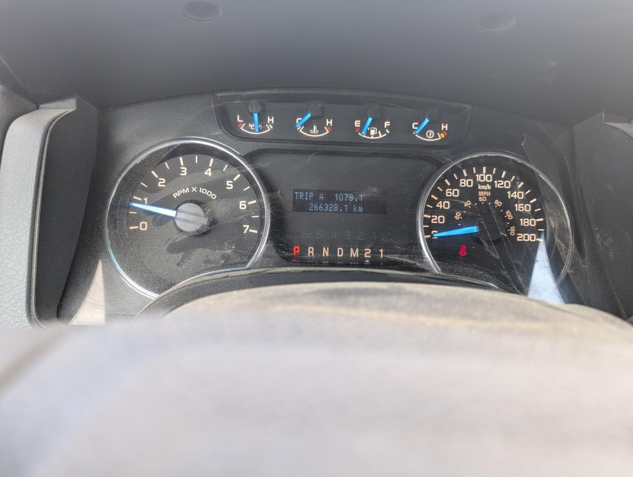 2013 Ford F-150 4WD SUPERCREW 145" XLT Photo2