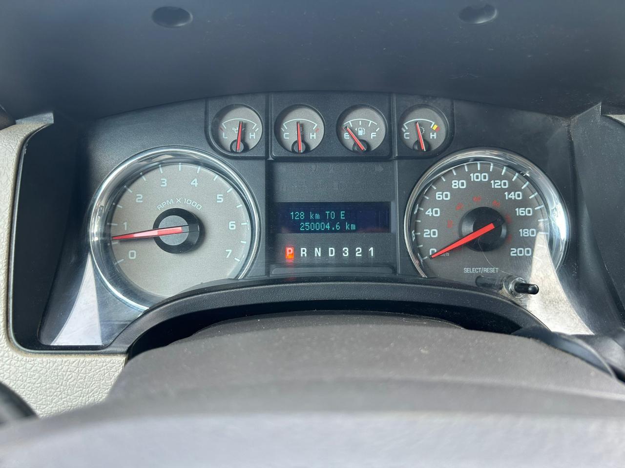 2010 Ford F-150 4WD SUPERCAB 145" XLT - Photo #7