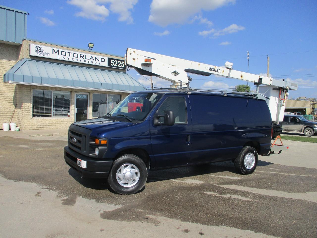 Used 2014 Ford Econoline E-350 Super Duty for sale in Headingley, MB