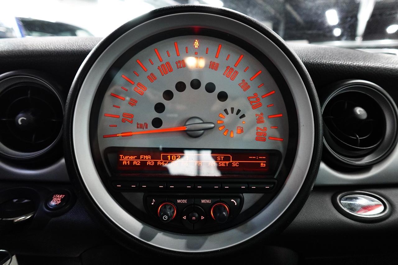 2012 MINI Cooper LOW KM, NO ACCIDENT ,SERVICE RECORDS,PANO ROOF - Photo #24