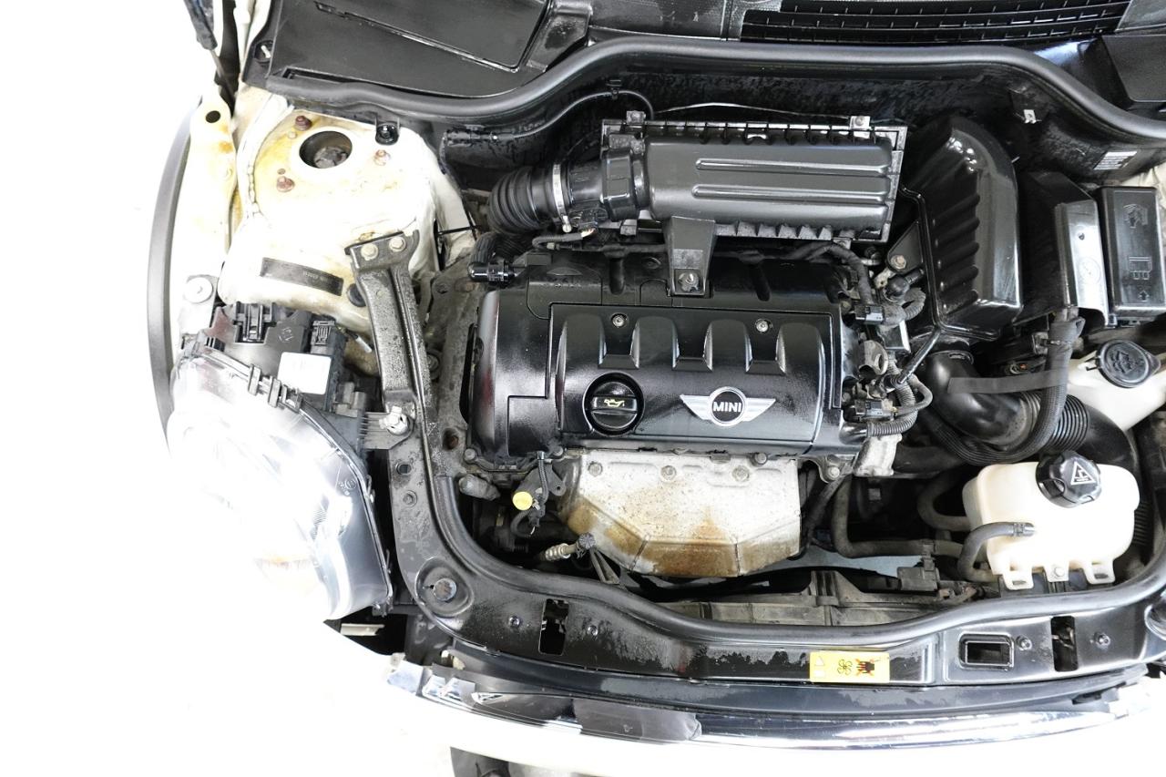 2012 MINI Cooper LOW KM, NO ACCIDENT ,SERVICE RECORDS,PANO ROOF - Photo #32