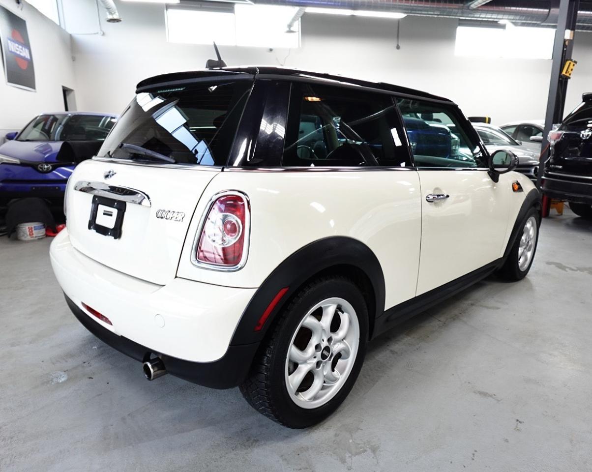 2012 MINI Cooper LOW KM, NO ACCIDENT ,SERVICE RECORDS,PANO ROOF Photo3