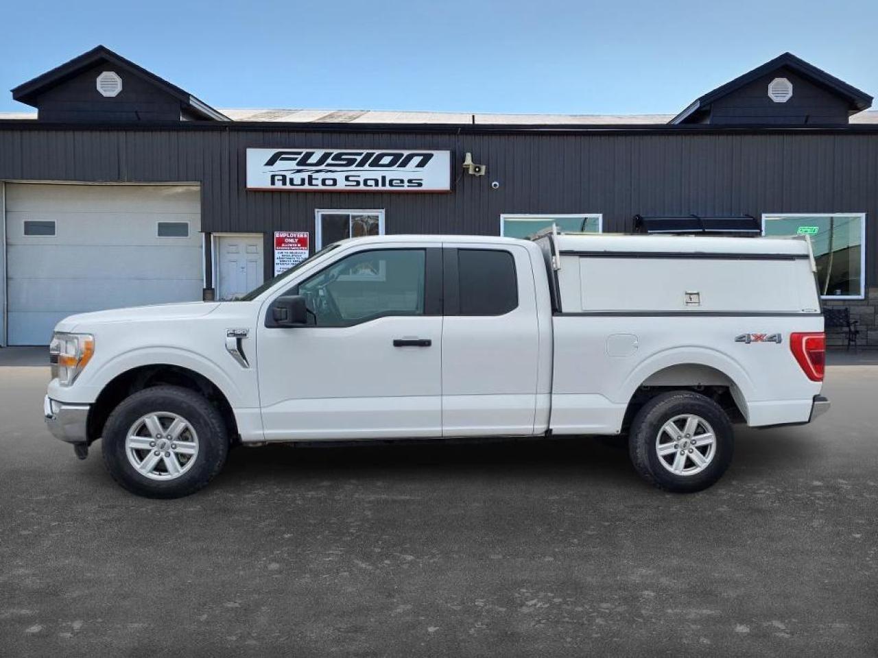 2021 Ford F-150 XLT 4WD SUPERCAB 6.5' BOX-REAR CAMERA-TOW PKG - Photo #2