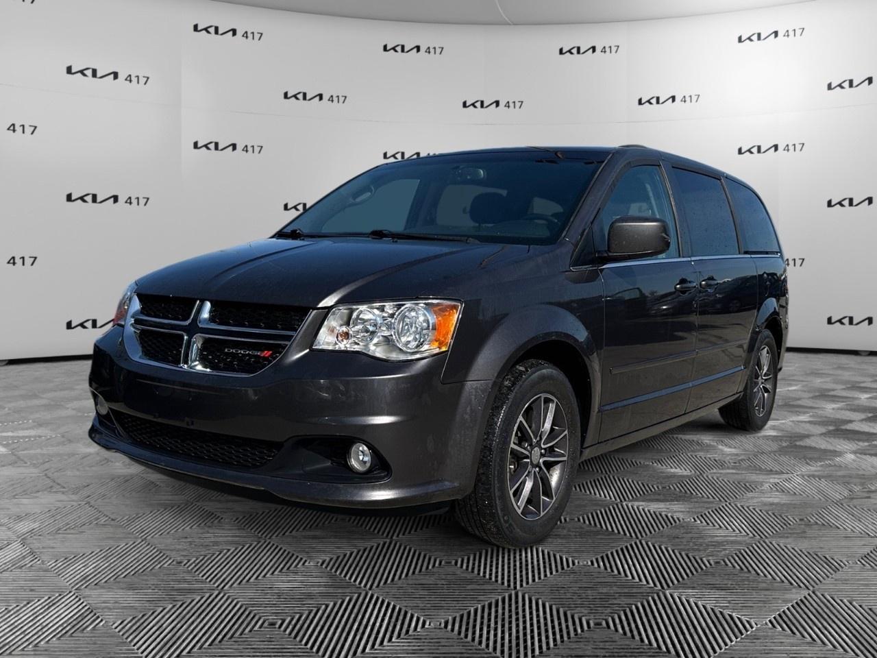 Used 2017 Dodge Grand Caravan 4DR WGN SXT PREMIUM PLUS for sale in Gloucester, ON