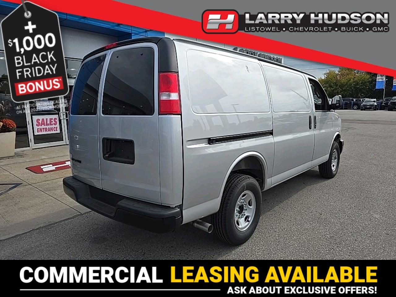 2025 Chevrolet Express 2500 Work Van Photo2