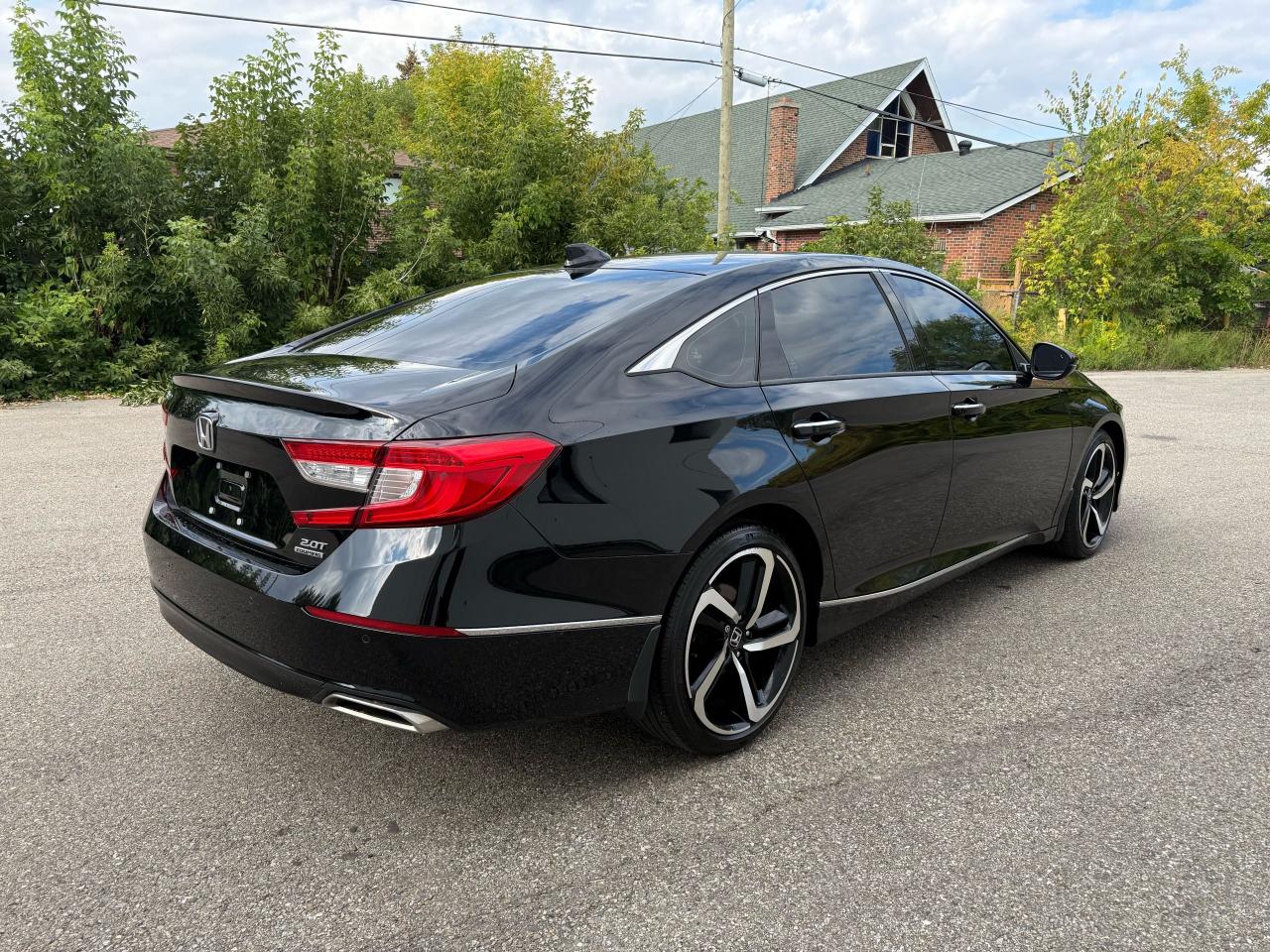 2019 Honda Accord Touring 2.0 Auto Photo4