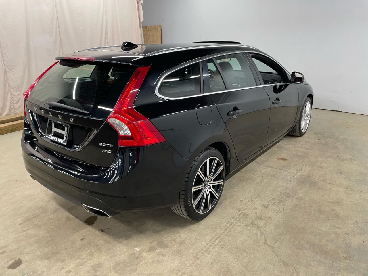 2016 Volvo V60 T6 Premier