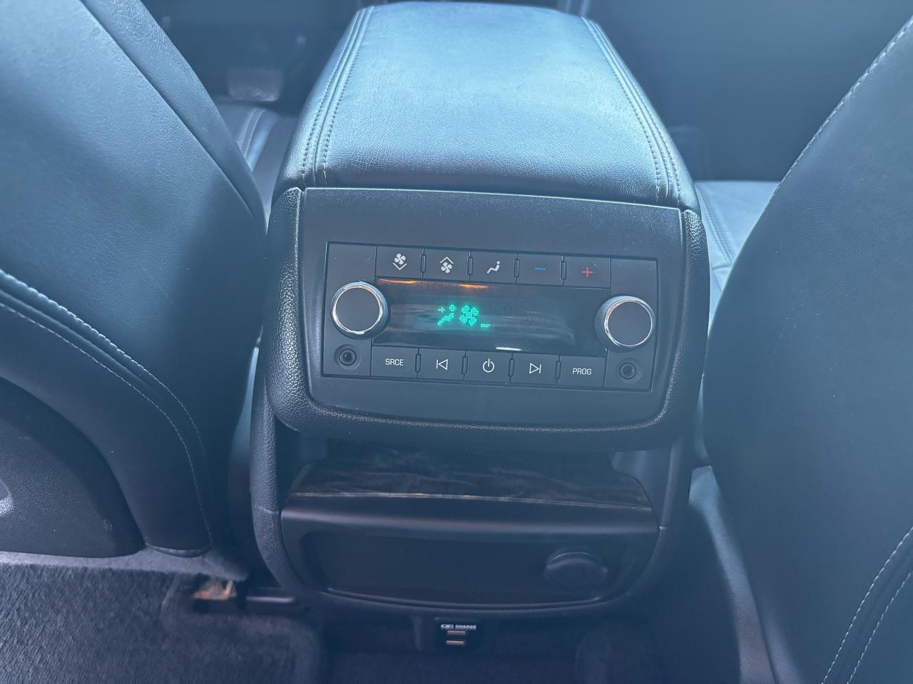 2014 Buick Enclave Leather - Photo #19