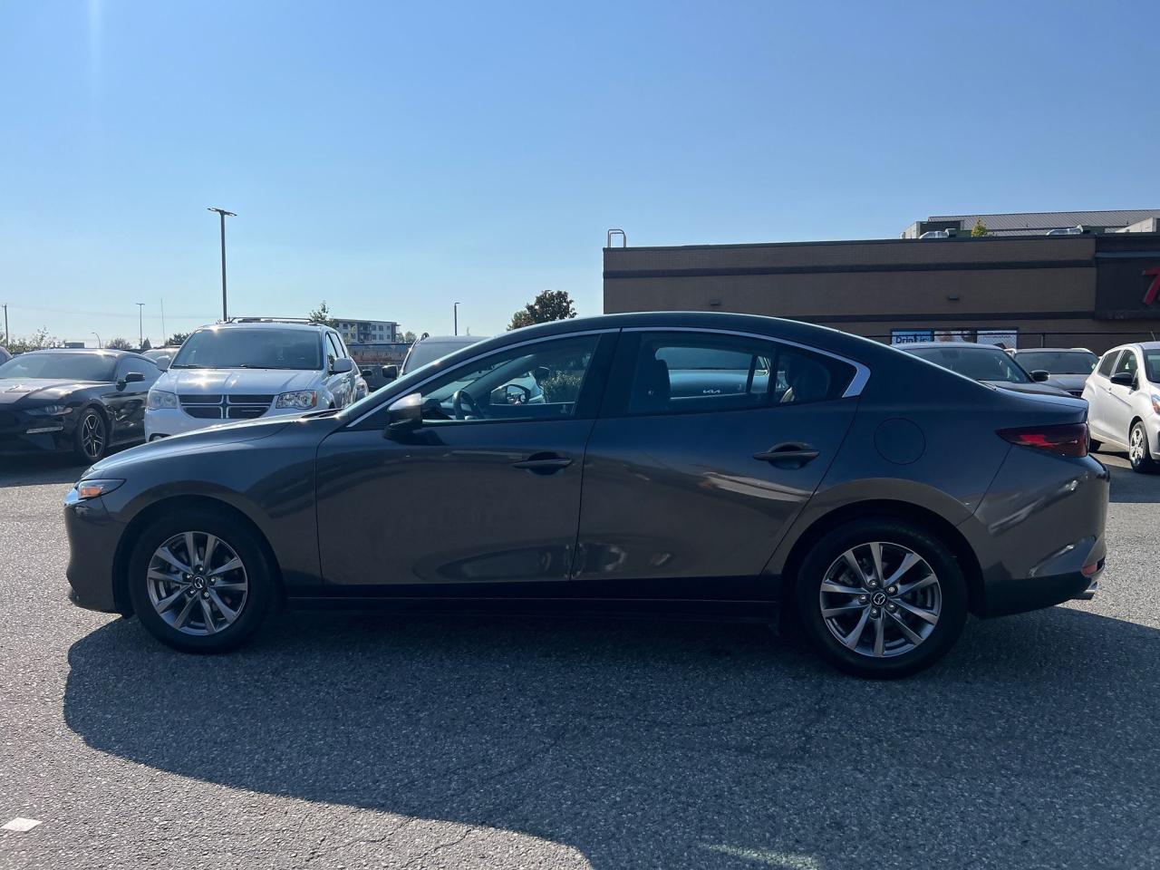2022 Mazda MAZDA3 GS - Photo #9