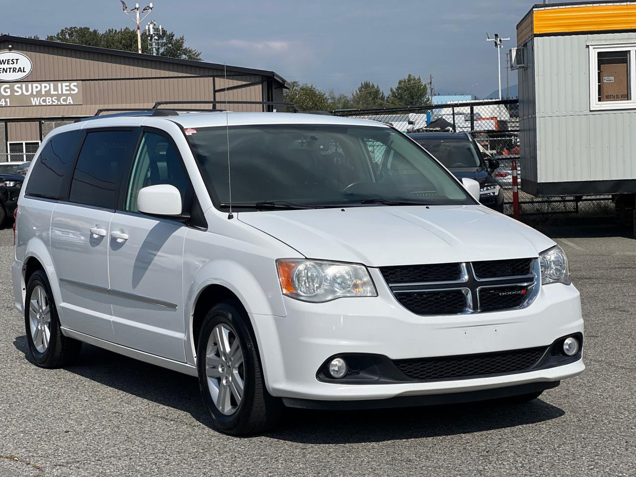 2015 Dodge Grand Caravan Crew Plus - Photo #6