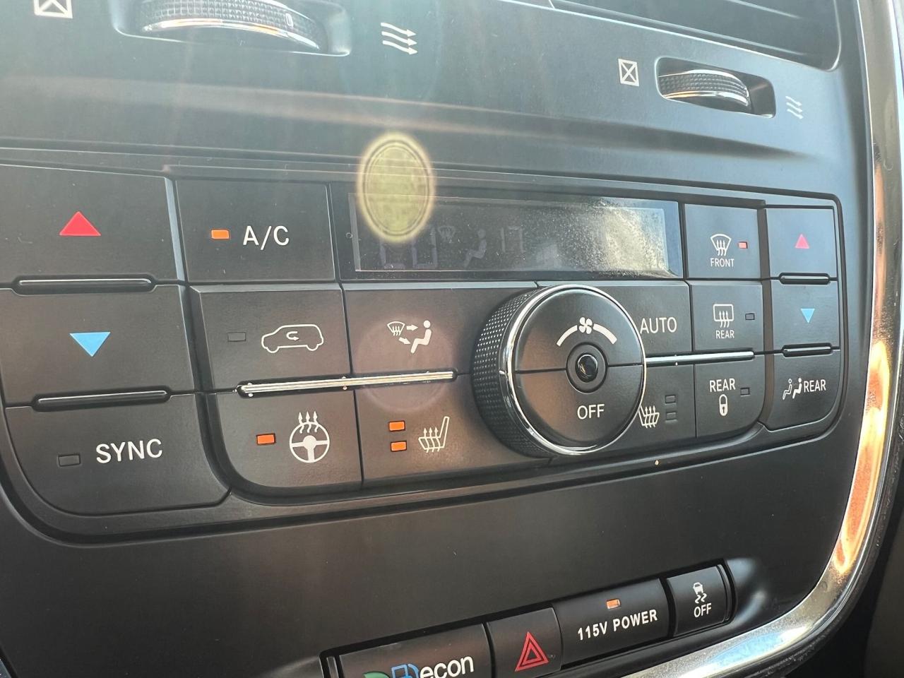 2015 Dodge Grand Caravan Crew Plus - Photo #7