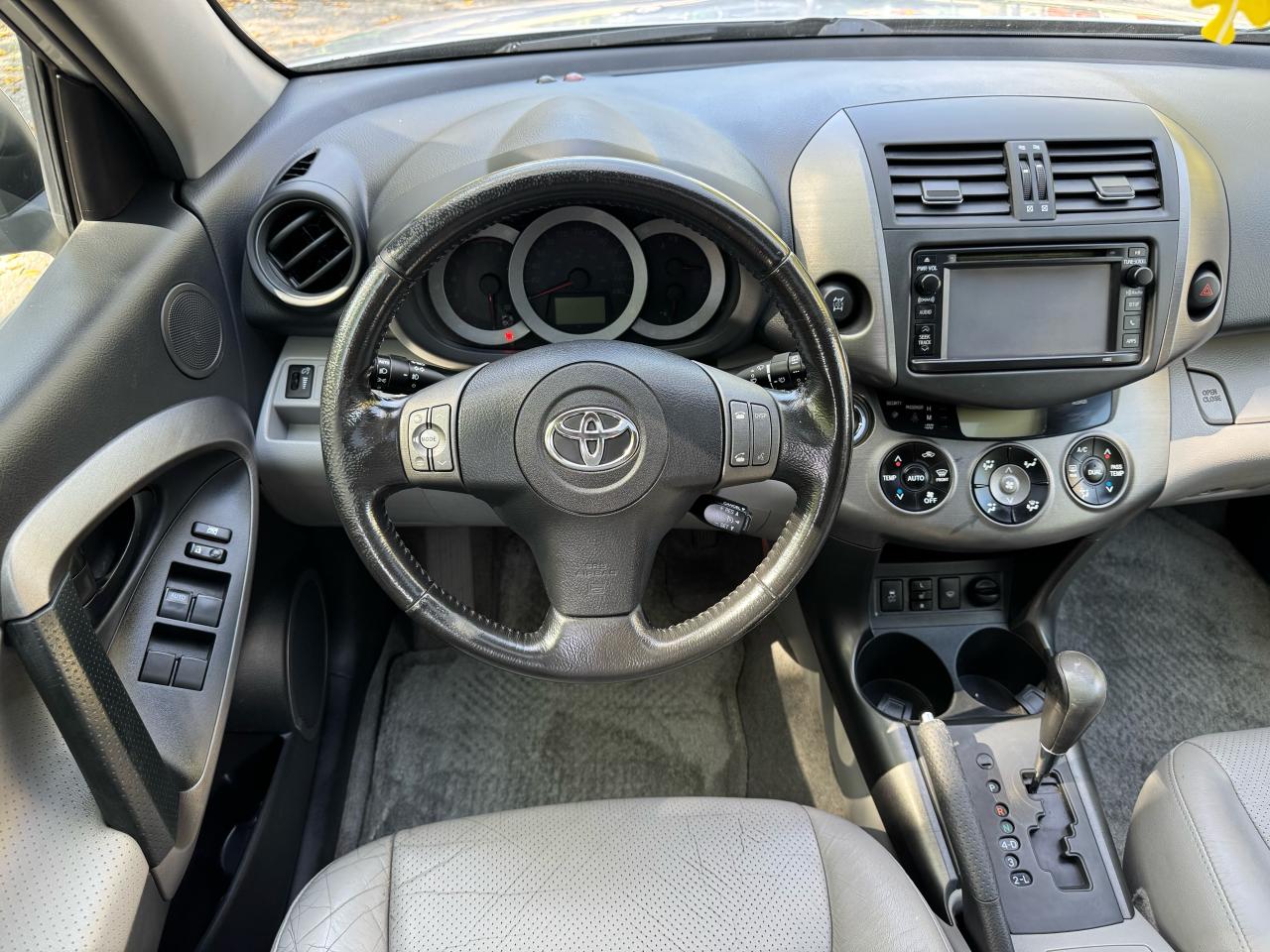 2012 Toyota RAV4 LIMITED V6 - 4WD - Photo #10