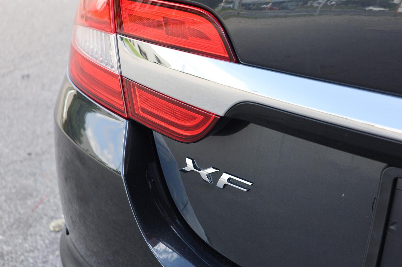 2014 Jaguar XF XFR 5.0L V8 - SUNROOF|BLINDSPOT|NAVI|CAMERA - Photo #7