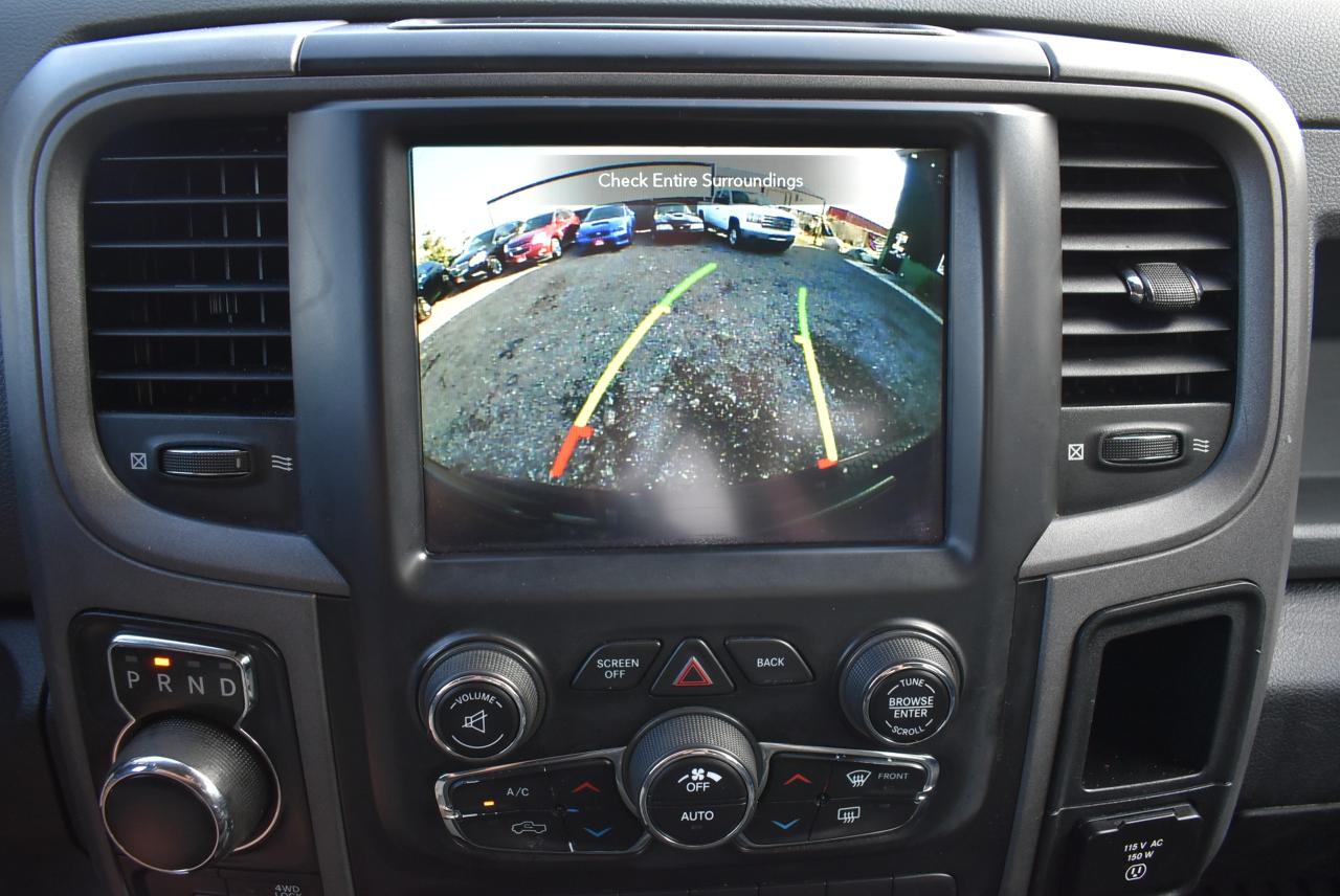 2020 RAM 1500 Classic SLT 5.7L - Photo #24